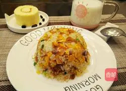 Illustration of how to make fried rice with floss and eggs 14