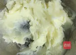 Illustration of how to make pan-fried potato and pork pie 5