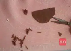 Illustration of how to make Qiaohu steamed buns 7