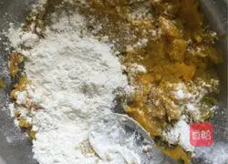 Pumpkin and Purple Sweet Potato Steamed Buns Recipe Illustration 4