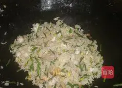 Illustration of how to make signature fried rice 8