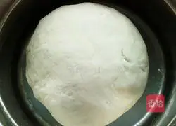 Illustration of how to make sausage buns 3