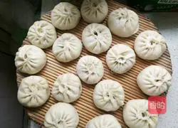 Illustration of how to make fennel meat buns 24