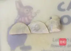 Illustration of how to make rose dumplings 5