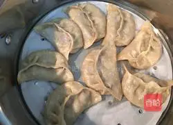 Winter Melon and Pork Dumplings Recipe Illustration 10