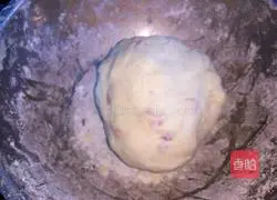 Illustration of how to make ham and potato pancakes 4