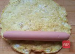 Illustration of how to make egg pancakes rolled with ham 6
