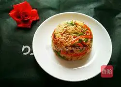 Illustration of how to make fried rice with shredded pork and two peppers 21