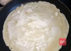Illustration of how to make delicious egg pancakes 6