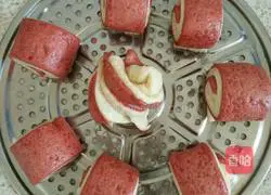 Illustration of homely local steamed buns 11