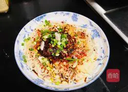 Illustration of how to make spicy noodles 8