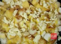 Cheese Golden Steamed Buns Recipe Illustration 5