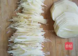 Illustration of how to make spring pancakes and shredded potatoes 4