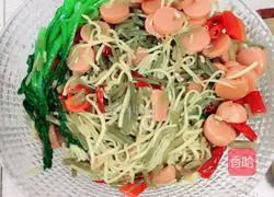 Illustration of how to make ham fried noodles 8