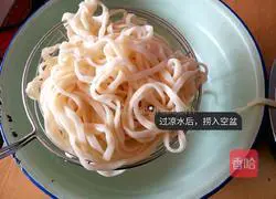 Illustration of four-color fried noodles 7