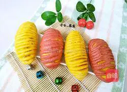 Illustration of how to make two-color rugby steamed buns 9