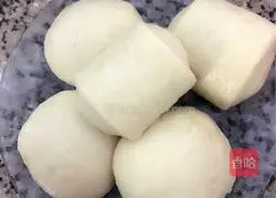 Illustration of how to make milk-flavored steamed buns 9