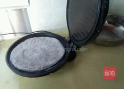 Illustration of how to make mulberry jam multigrain cake 5