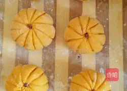  Illustration of making homemade glutinous rice and bean paste cake 13