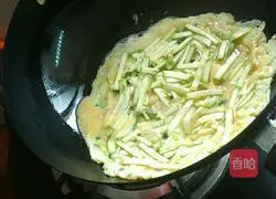 Zucchini and Egg Pancakes Illustration of how to do it 10