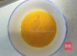 Illustration of how to make fried steamed bun slices 2