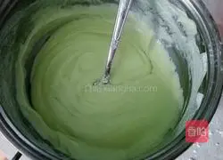 Illustration of making homemade cucumber-flavored glutinous rice balls 4
