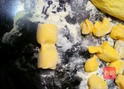 Illustration of how to make rose steamed buns (corn flavor) 5