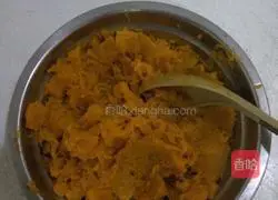 Illustration of how to make fried pumpkin cake 1
