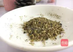 Illustration of how to make five-spice noodles + Jinyu Liangyuan 5