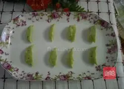 Illustration of how to make radish meat dumplings 15