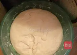 Illustration of how to make meat buns 1