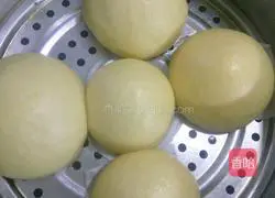 Illustration of how to make cornmeal steamed buns 12