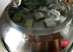 Illustration of how to make two-color steamed buns 13