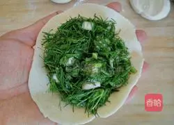 Illustration of how to make fennel stuffed buns 11