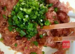 Illustration of how to make bamboo shoots and meat buns 6