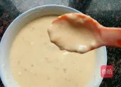 Illustration of how to make banana waffles 6