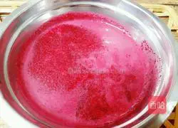 Illustrations of how to make colorful pies 1