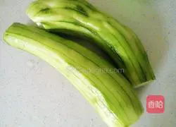 Illustration of how to make loofah and egg fried pancakes 2