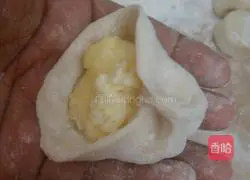 Illustration of how to make Kung Fu buns 12