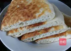 Illustration of how to make scallion and egg dough pancakes 12