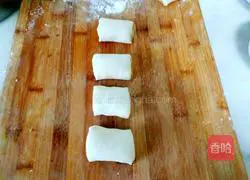 Illustration of making dough sugar cakes 8