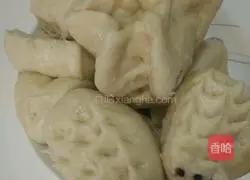 Illustration of how to make fancy steamed buns 8