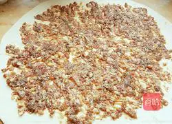 Illustration of how to make steamed meat cakes 5