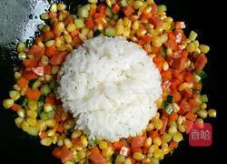 Golden Fried Rice Recipe Illustration 9