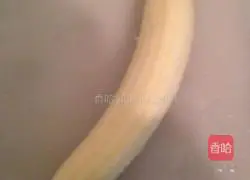 Illustration of how to make banana glutinous rice balls 2