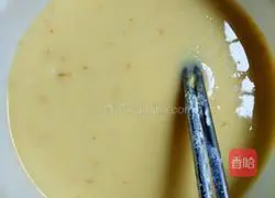 Illustration of how to make pan-fried potato pancakes 8