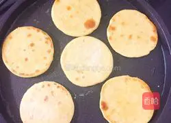 Illustration of how to make golden tortillas 10