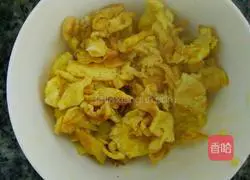 Rose Egg Fried Rice Recipe Illustration 3