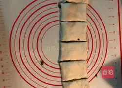 Illustration of how to make scallion egg pancake 8