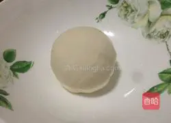 Illustration of how to make scallion pancakes 4
